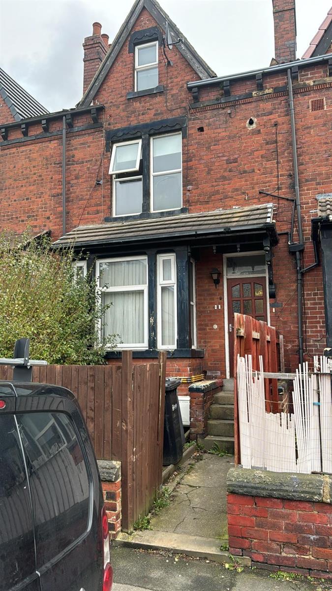 Photo of Flat 2, Armley Ridge Road, LS12 3NP